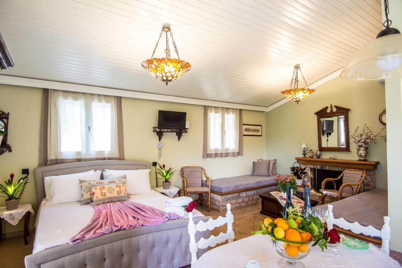 Villa Aelia - A Peaceful And Private Place Argostoli  Bagian luar foto